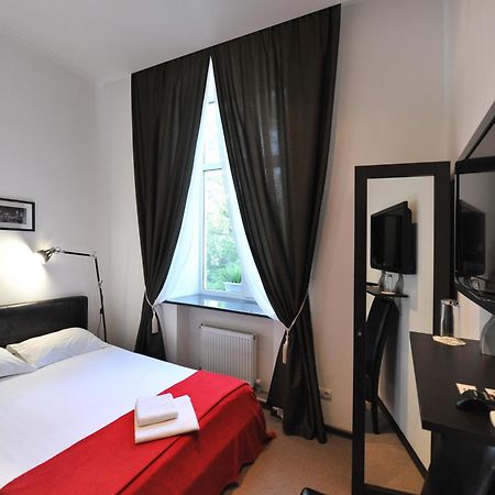 Hotel Reno On Deribasovskaya Odessa Eksteriør bilde