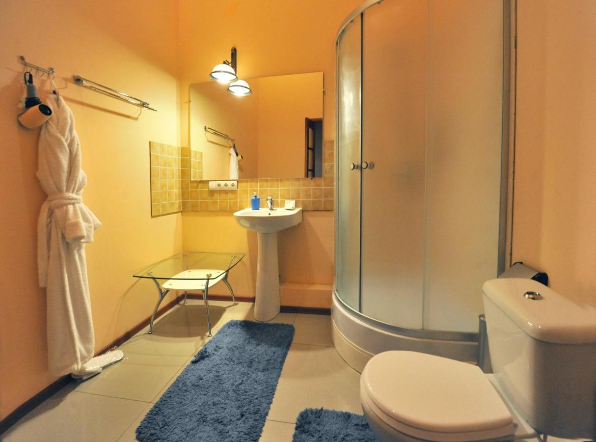 Hotel Reno On Deribasovskaya Odessa Eksteriør bilde