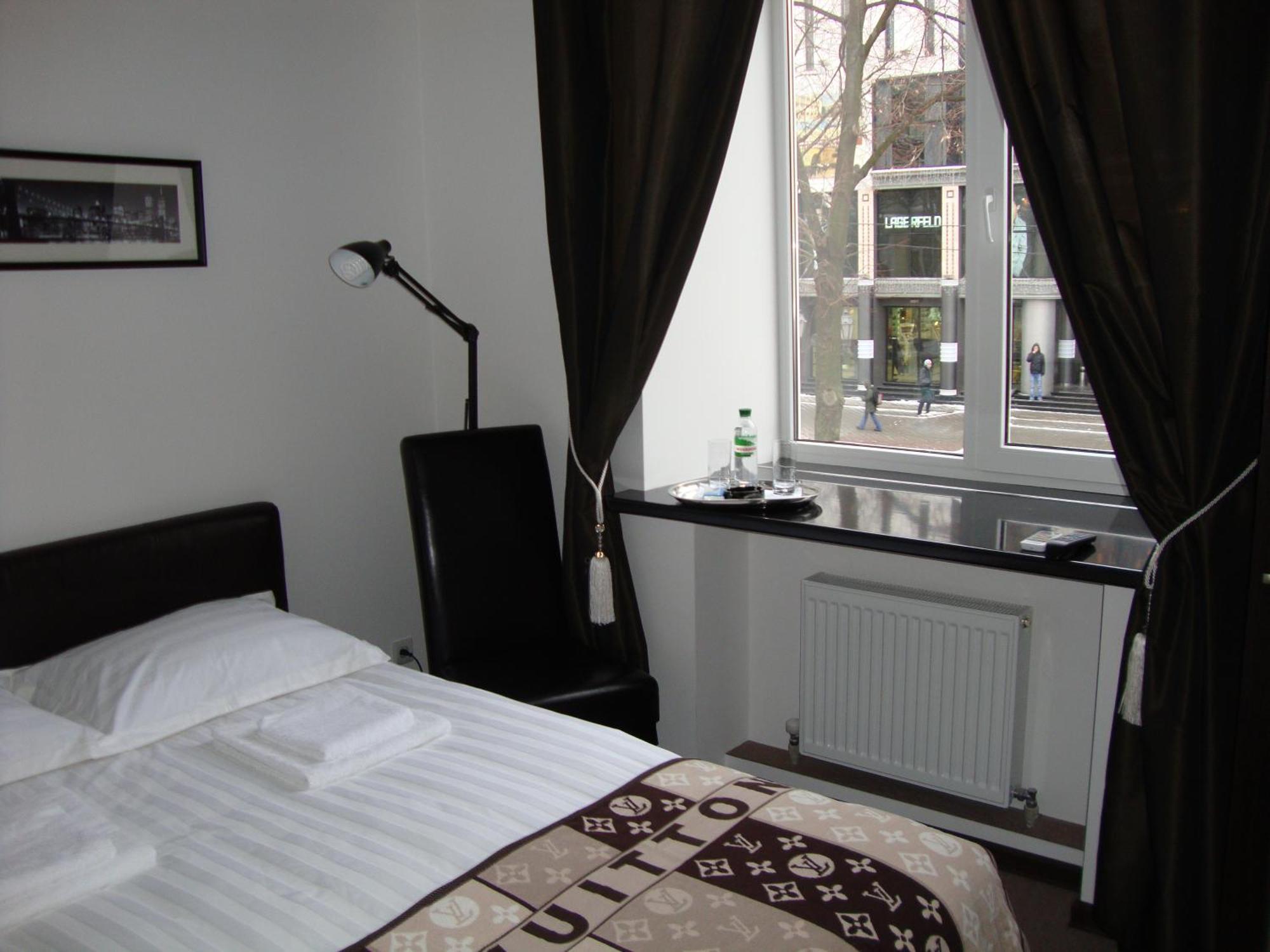 Hotel Reno On Deribasovskaya Odessa Eksteriør bilde