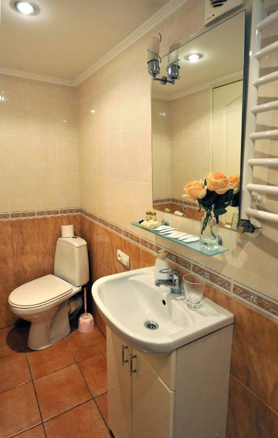 Hotel Reno On Deribasovskaya Odessa Eksteriør bilde