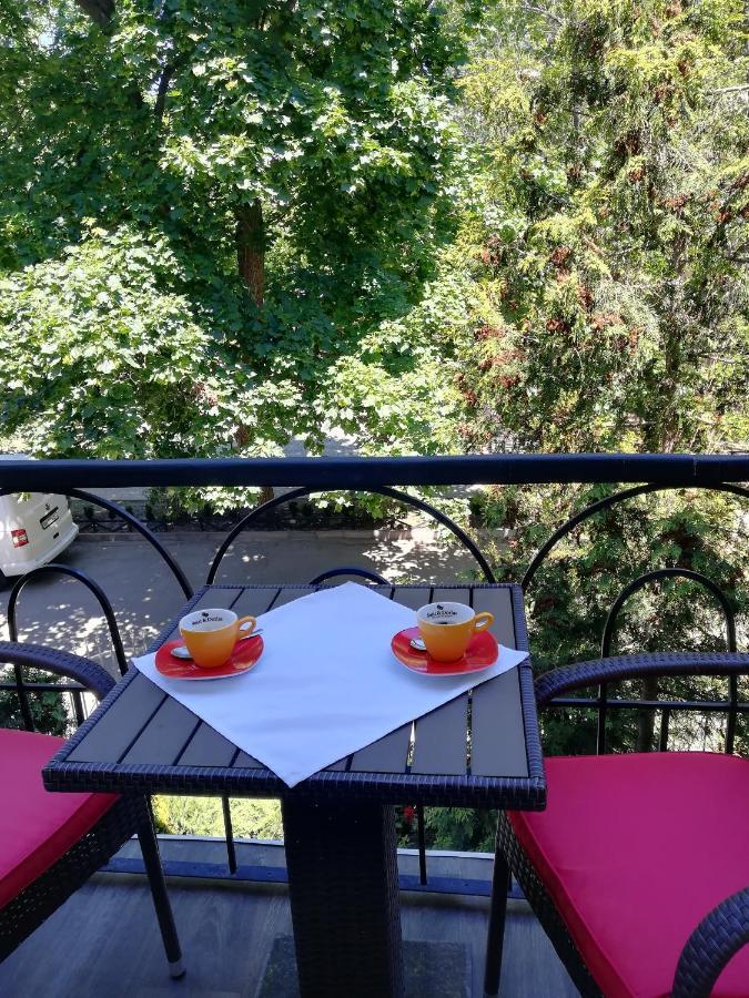 Hotel Reno On Deribasovskaya Odessa Eksteriør bilde